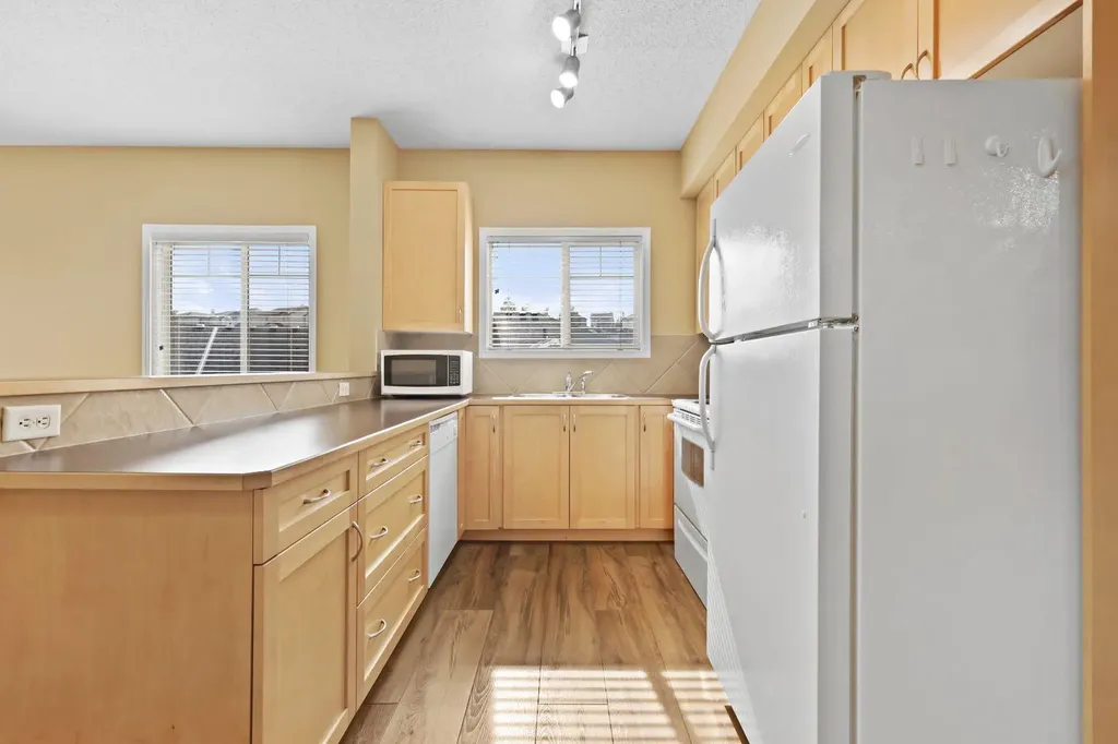 70 Panamount Drive NW Calgary AB T3K6G7