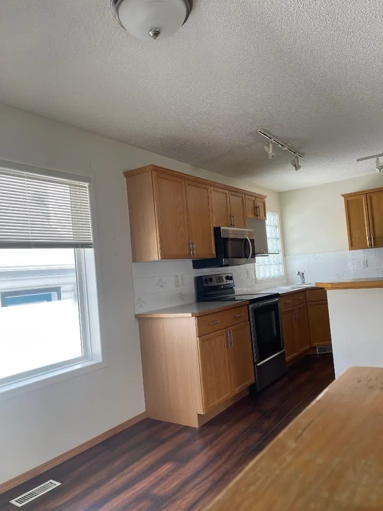 149 Hidden Ranch Road NW Calgary AB T3A 5S6