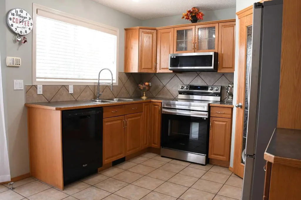 66 Cramond Circle SE Calgary AB T3M 1E6