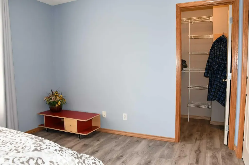 66 Cramond Circle SE Calgary AB T3M 1E6