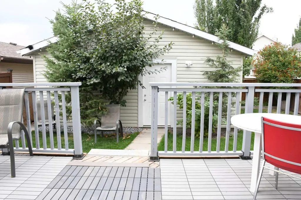 66 Cramond Circle SE Calgary AB T3M 1E6