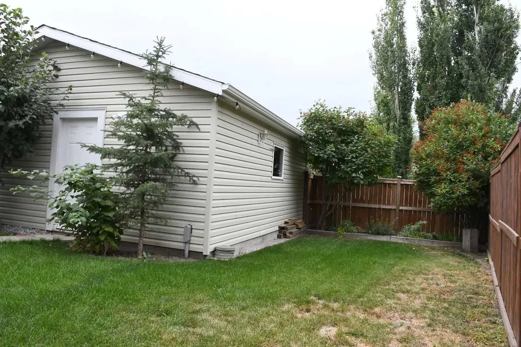 66 Cramond Circle SE Calgary AB T3M 1E6