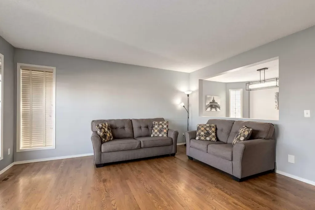161 Douglas Ridge Place SE Calgary AB T2Z 2T3