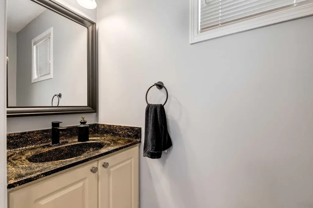 161 Douglas Ridge Place SE Calgary AB T2Z 2T3