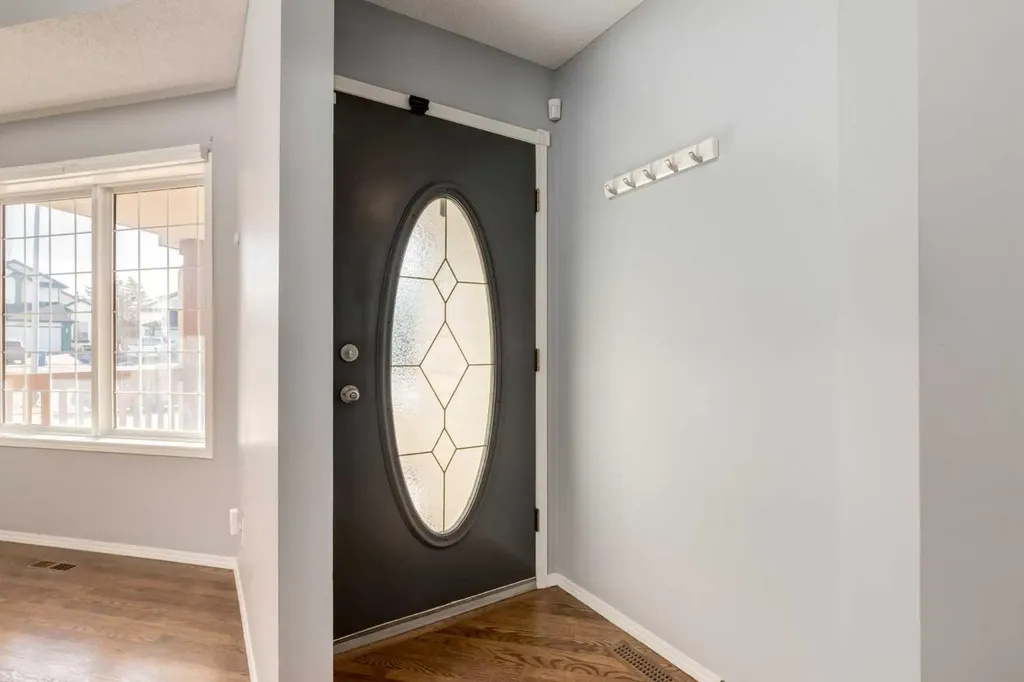 161 Douglas Ridge Place SE Calgary AB T2Z 2T3