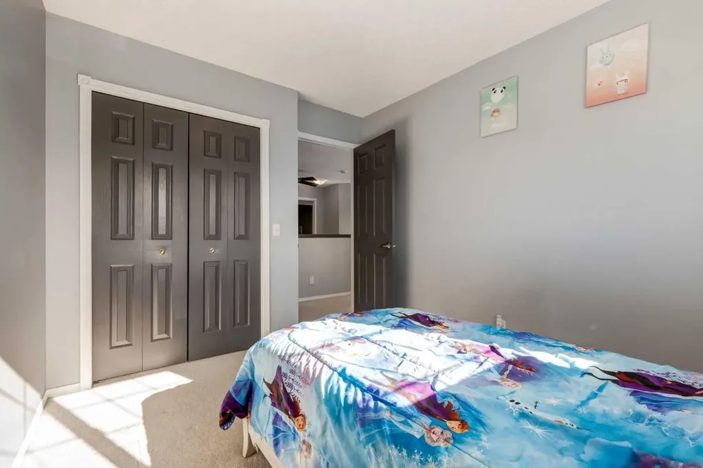 161 Douglas Ridge Place SE Calgary AB T2Z 2T3