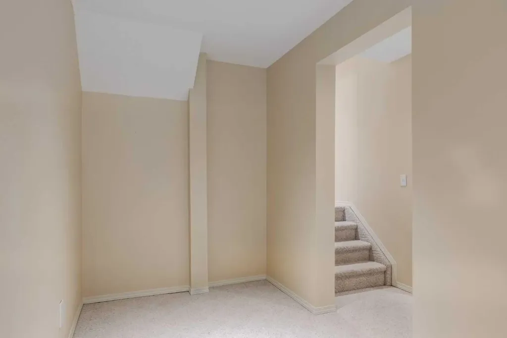 161 Douglas Ridge Place SE Calgary AB T2Z 2T3