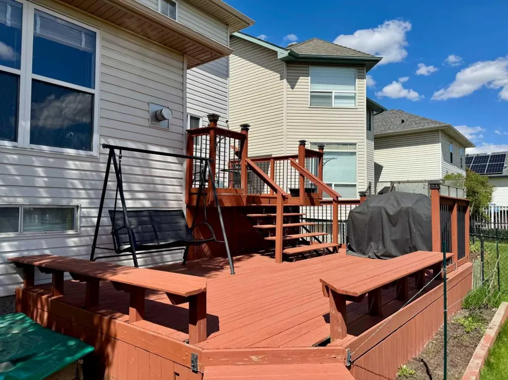 161 Douglas Ridge Place SE Calgary AB T2Z 2T3