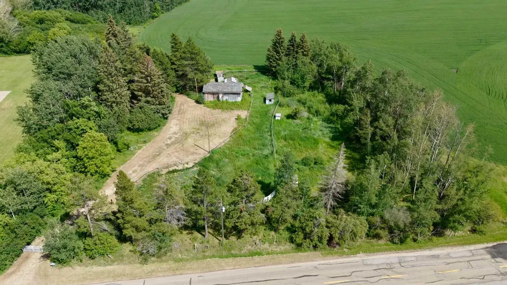 38541 Range Road 283 Rural Red Deer County AB T4E 0M1