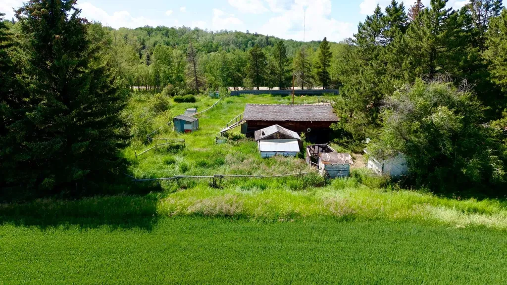 38541 Range Road 283 Rural Red Deer County AB T4E 0M1