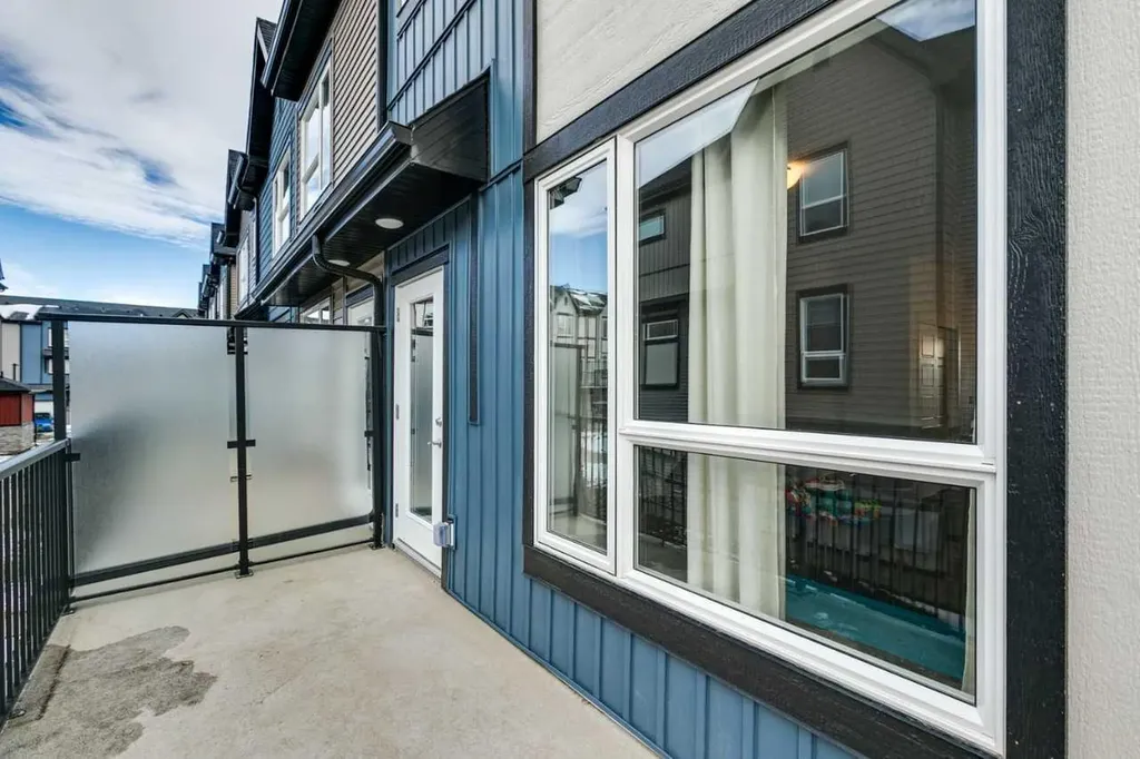 850 Belmont Drive SW Calgary AB T2X4A6
