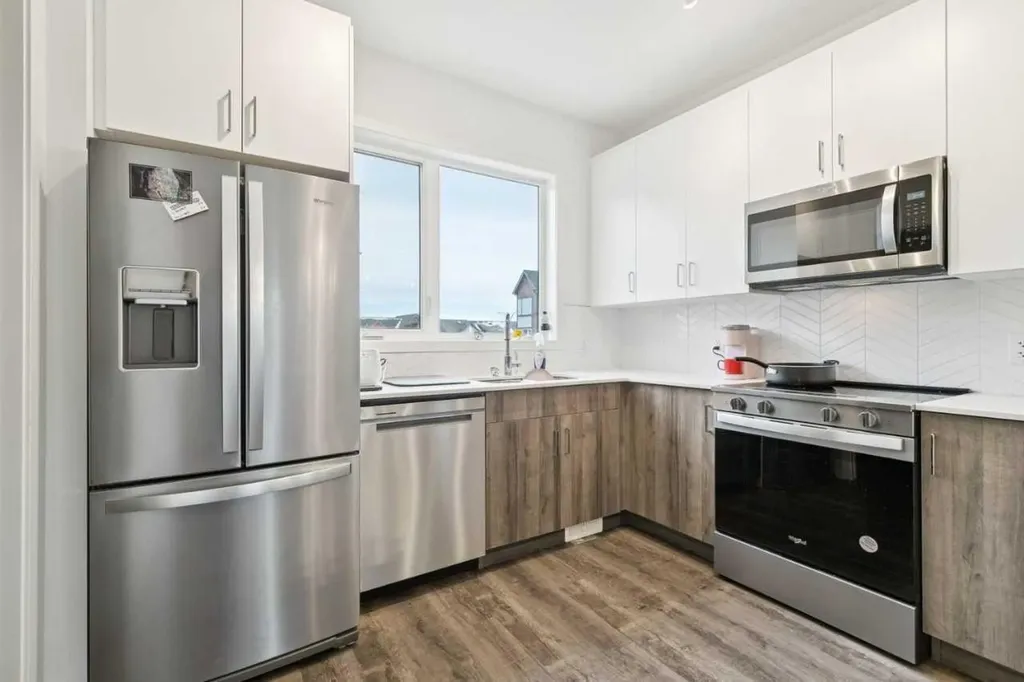 850 Belmont Drive SW Calgary AB T2X4A6