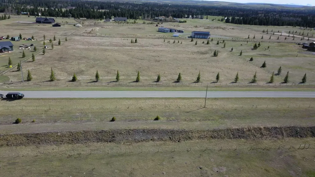 6115 Township Road 325 Rural Mountain View County AB T0M1X0