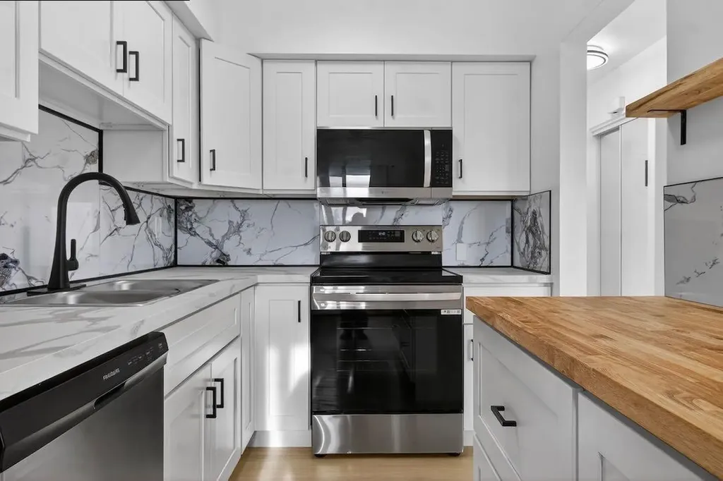 2020 16 Avenue NW Calgary AB T2m0m1