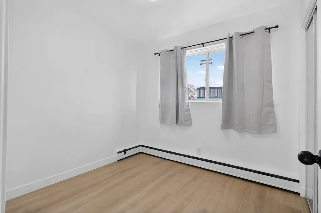 2020 16 Avenue NW Calgary AB T2m0m1