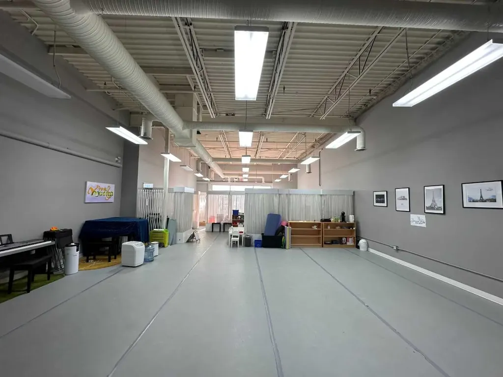 500 Royal Oak D Drive NW Calgary AB T3G5T5