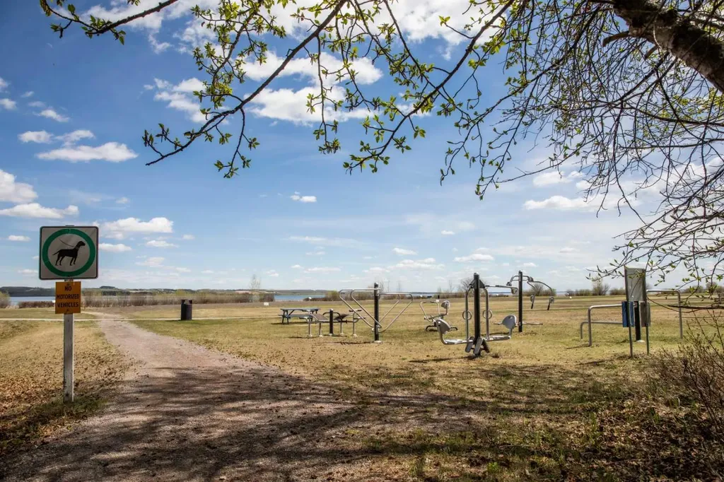 12030 Twp Road 422 Rural Ponoka County AB T0C 2J0