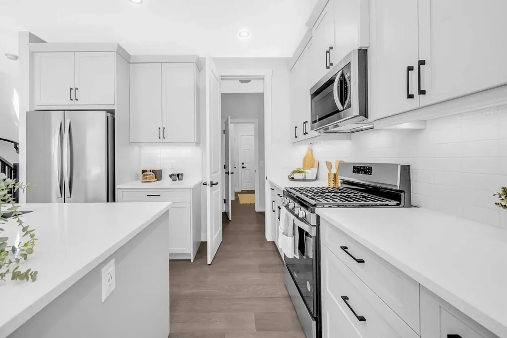 55 Amblehurst Link NW Calgary AB T4B3P5