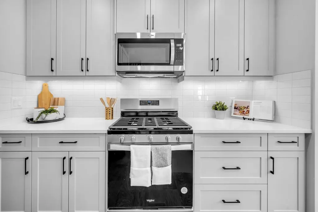 55 Amblehurst Link NW Calgary AB T4B3P5