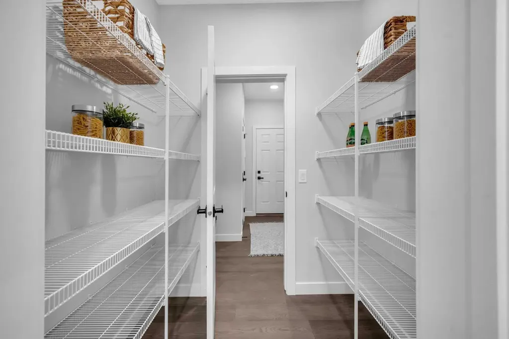 55 Amblehurst Link NW Calgary AB T4B3P5