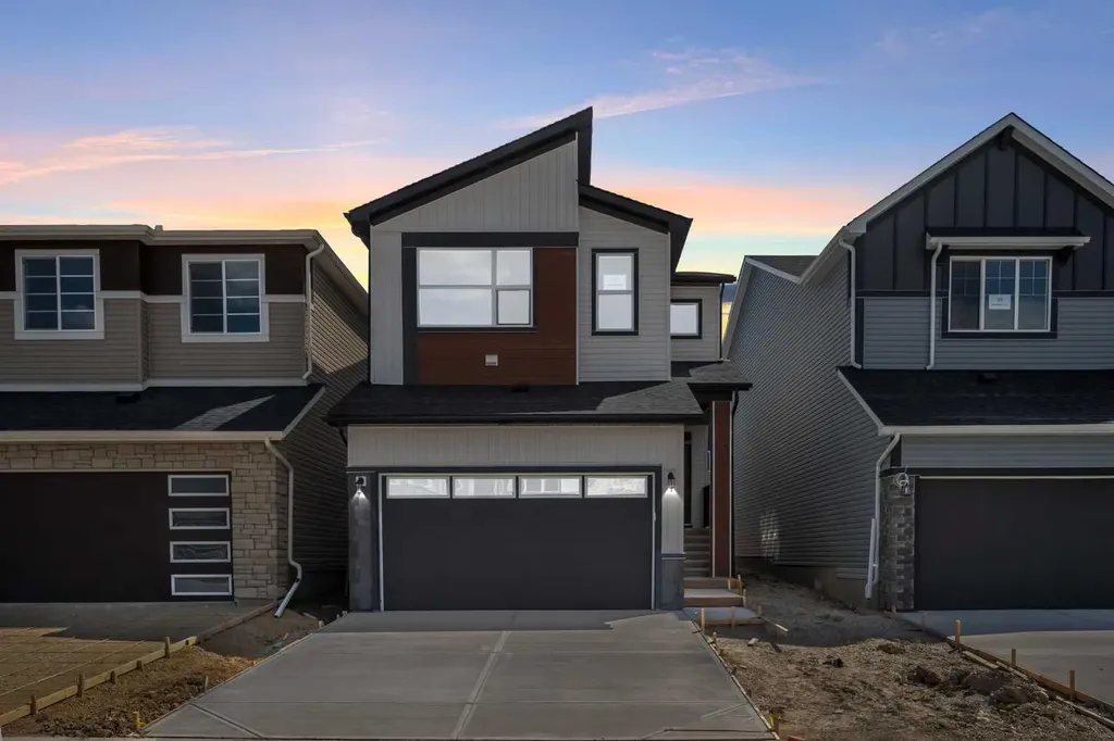 55 Amblehurst Link NW Calgary AB T4B3P5