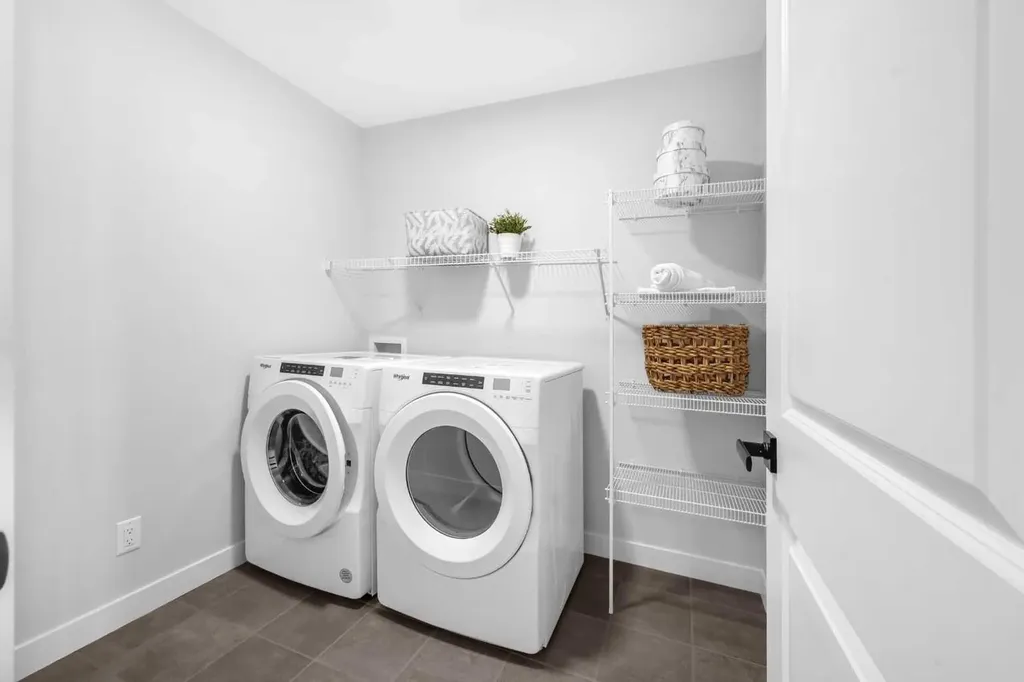 55 Amblehurst Link NW Calgary AB T4B3P5