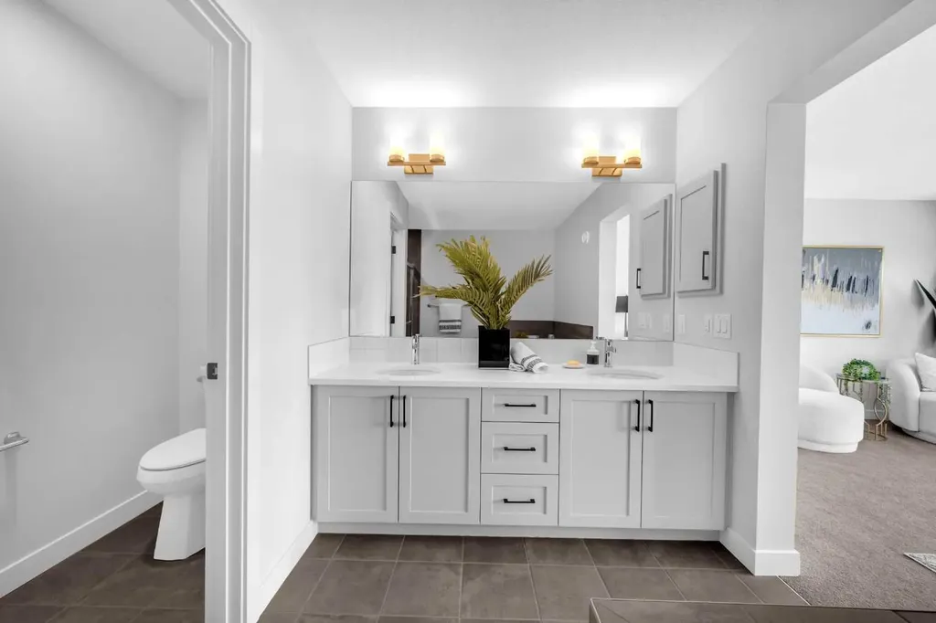 55 Amblehurst Link NW Calgary AB T4B3P5