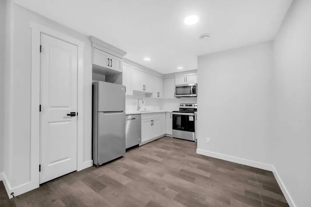 55 Amblehurst Link NW Calgary AB T4B3P5