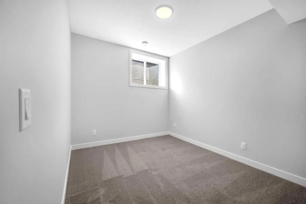 55 Amblehurst Link NW Calgary AB T4B3P5