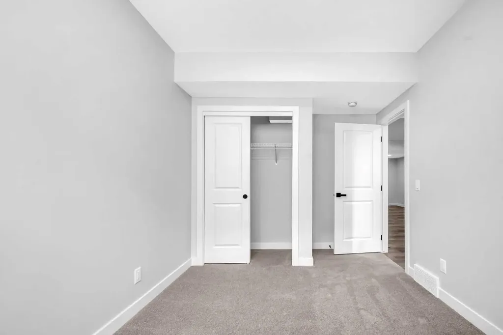 55 Amblehurst Link NW Calgary AB T4B3P5