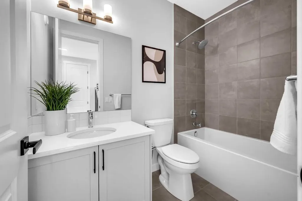 55 Amblehurst Link NW Calgary AB T4B3P5