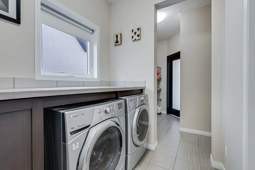 117 Mahogany Place SE Calgary AB T3M 1N9
