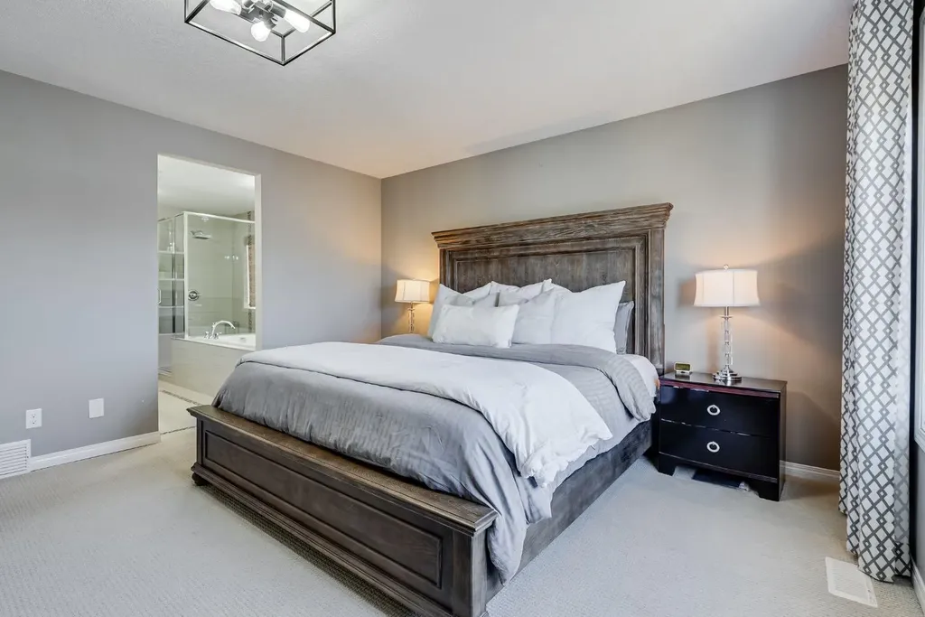 117 Mahogany Place SE Calgary AB T3M 1N9