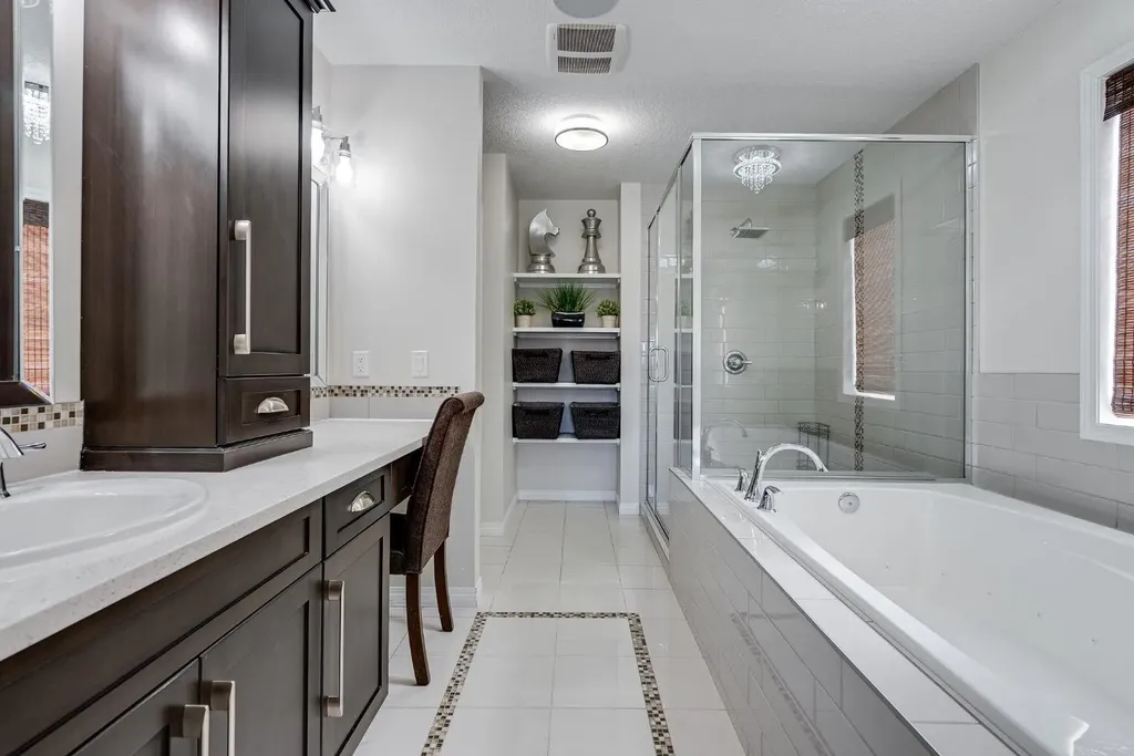 117 Mahogany Place SE Calgary AB T3M 1N9