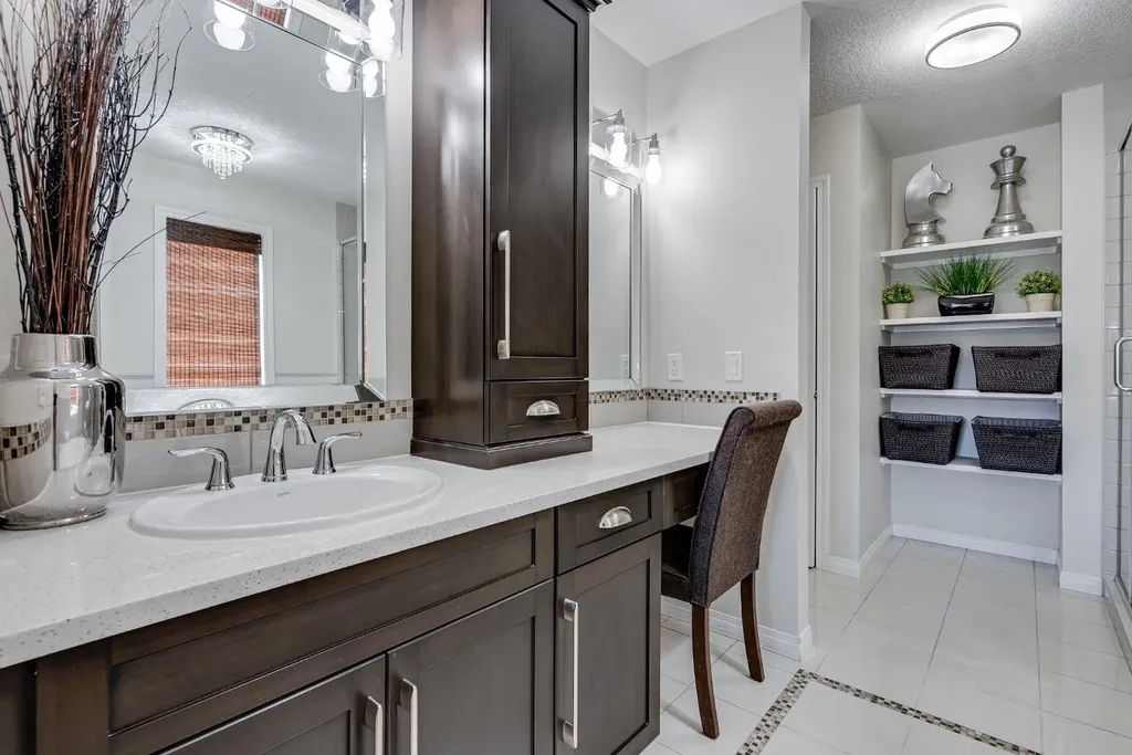 117 Mahogany Place SE Calgary AB T3M 1N9