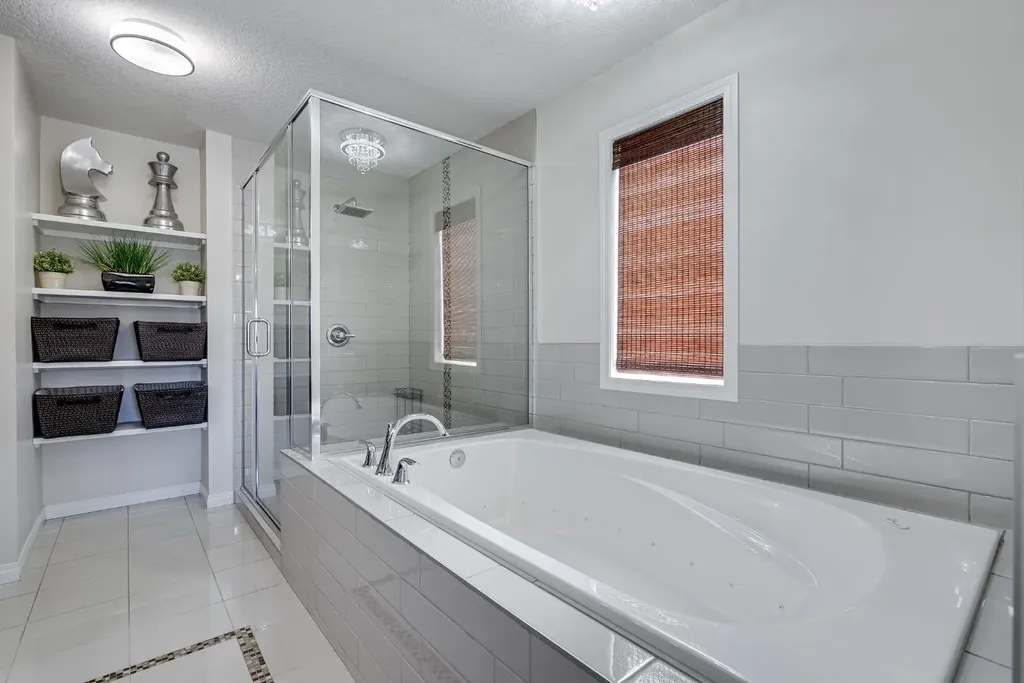 117 Mahogany Place SE Calgary AB T3M 1N9