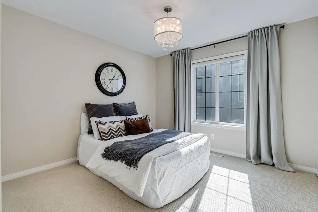 117 Mahogany Place SE Calgary AB T3M 1N9