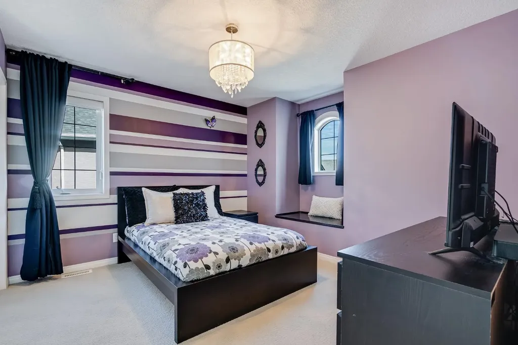 117 Mahogany Place SE Calgary AB T3M 1N9