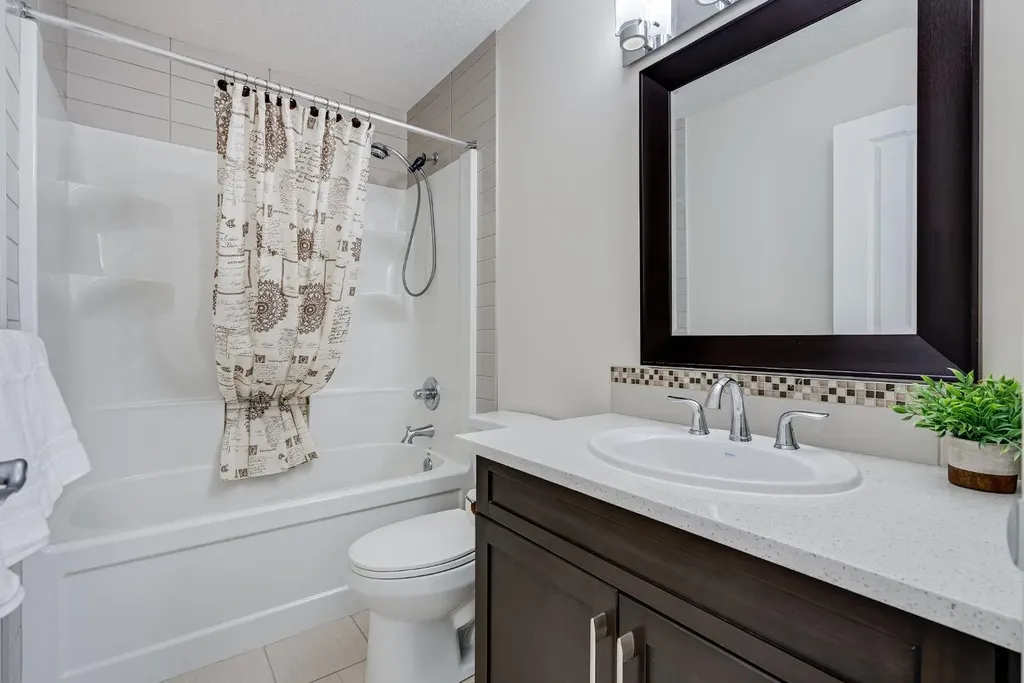 117 Mahogany Place SE Calgary AB T3M 1N9