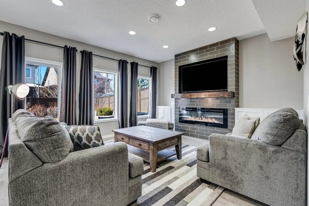 117 Mahogany Place SE Calgary AB T3M 1N9
