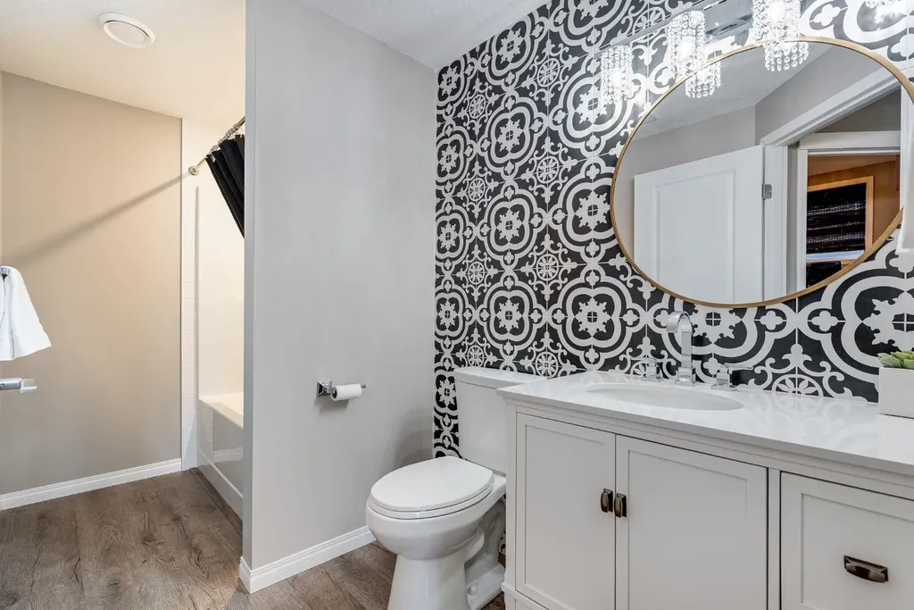 117 Mahogany Place SE Calgary AB T3M 1N9