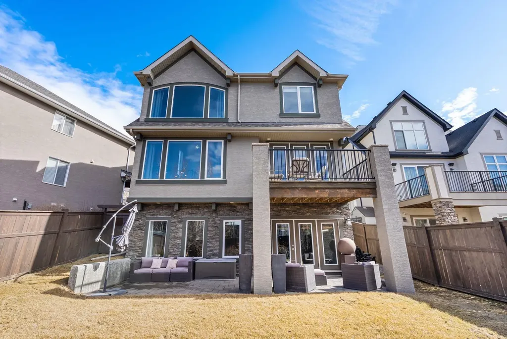 117 Mahogany Place SE Calgary AB T3M 1N9
