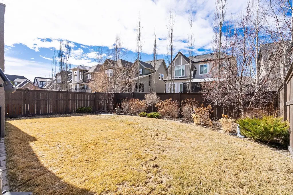117 Mahogany Place SE Calgary AB T3M 1N9