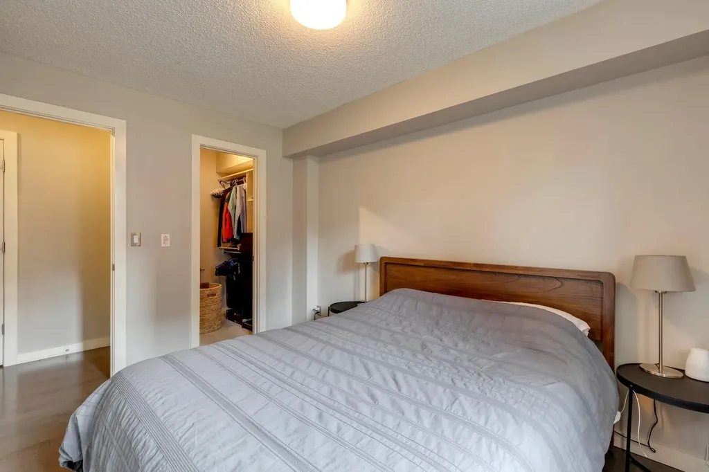 120 24 Avenue SW Calgary AB T2S 0J9