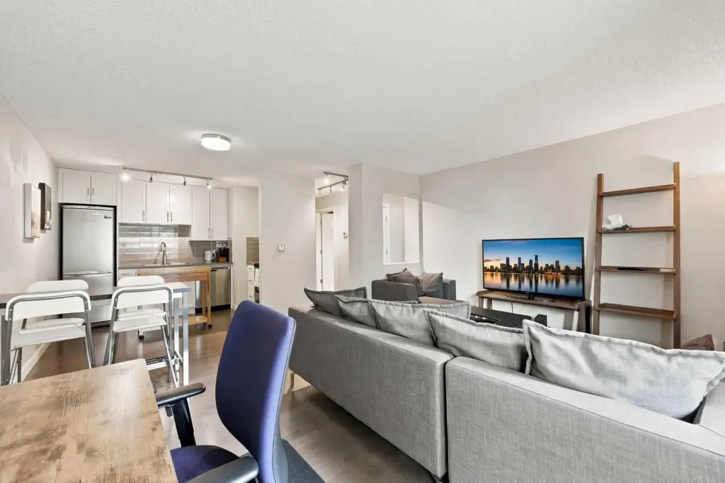 120 24 Avenue SW Calgary AB T2S 0J9