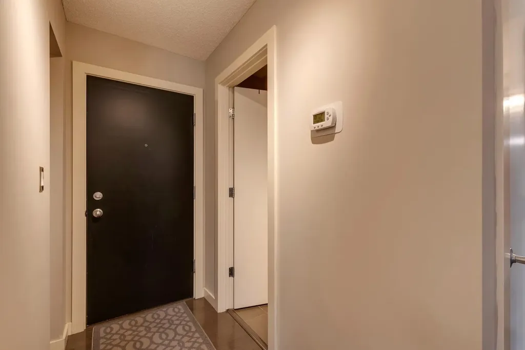 120 24 Avenue SW Calgary AB T2S 0J9