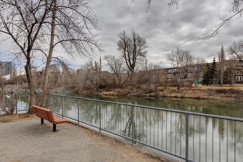 120 24 Avenue SW Calgary AB T2S 0J9
