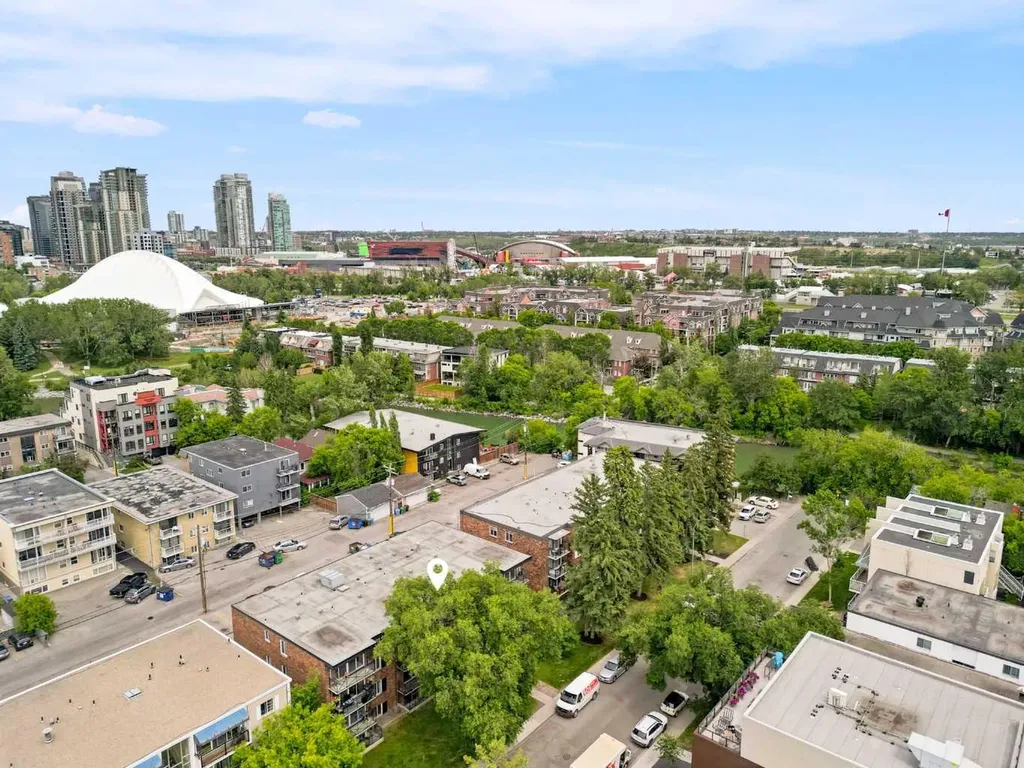 120 24 Avenue SW Calgary AB T2S 0J9