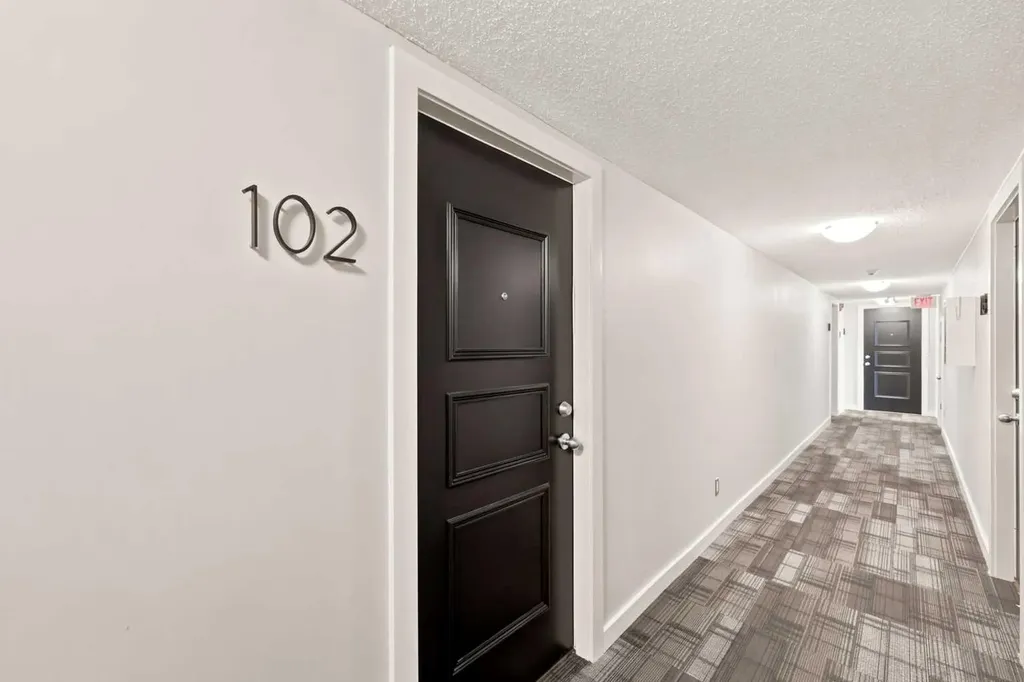 120 24 Avenue SW Calgary AB T2S 0J9
