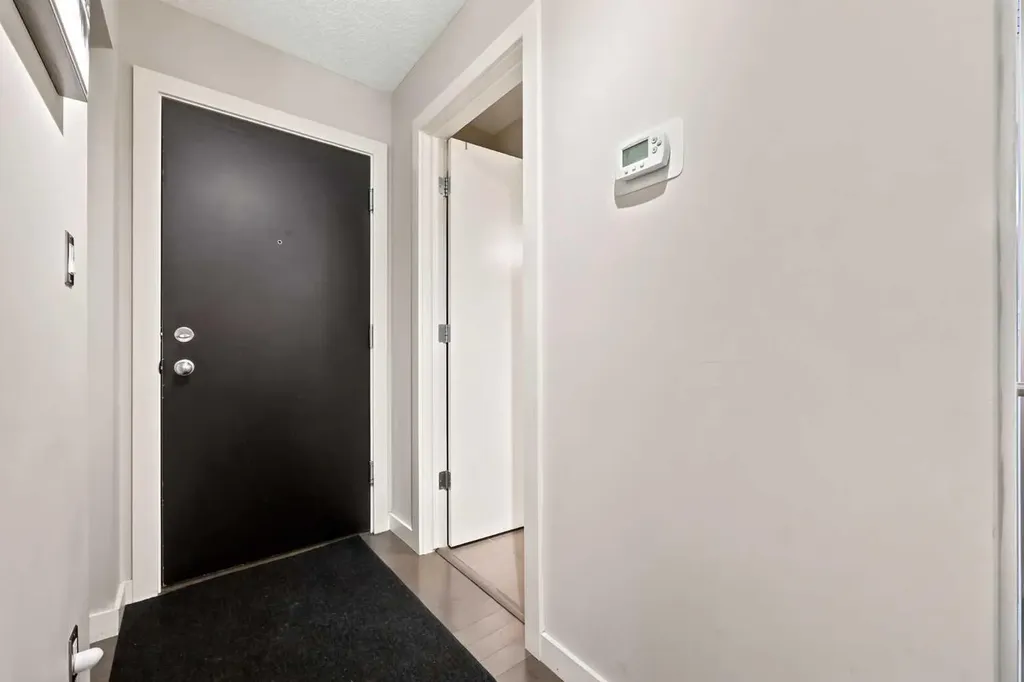 120 24 Avenue SW Calgary AB T2S 0J9